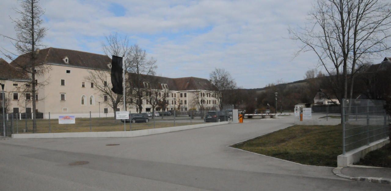 Heute.at - Corona-Verdacht im Häfen: Beamter in Quarantäne