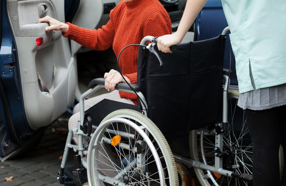 Langes Warten auf Krankentransporte soll bald der Vergangenheit angehören.